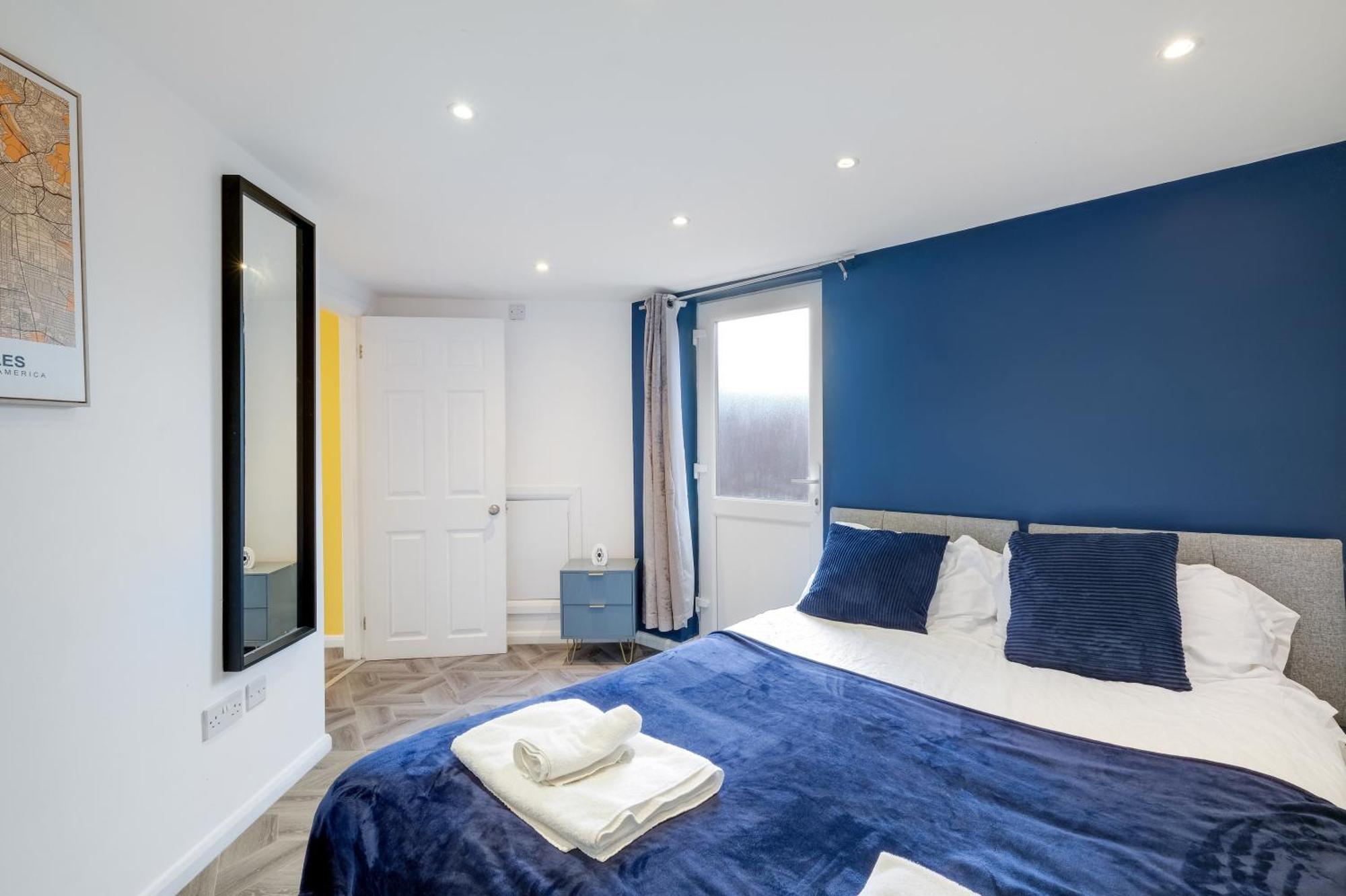 Kings House Apartment Hayes, West London Apt A Northolt  Zewnętrze zdjęcie