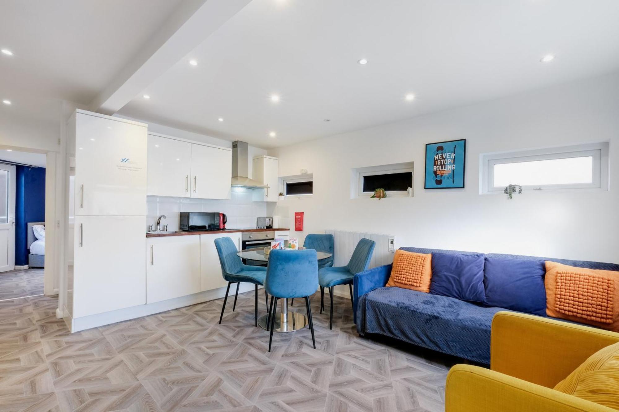 Kings House Apartment Hayes, West London Apt A Northolt  Zewnętrze zdjęcie