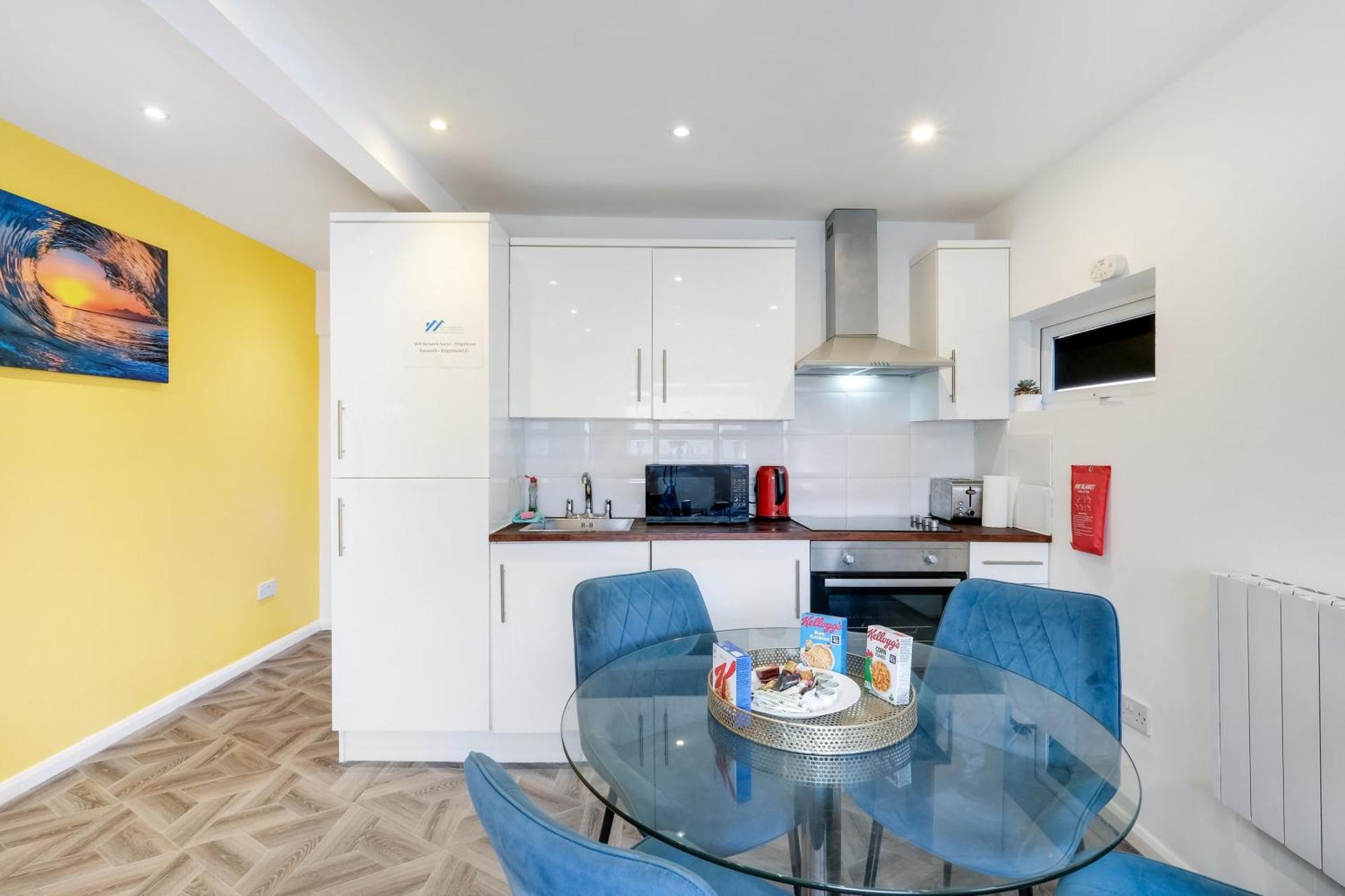 Kings House Apartment Hayes, West London Apt A Northolt  Zewnętrze zdjęcie
